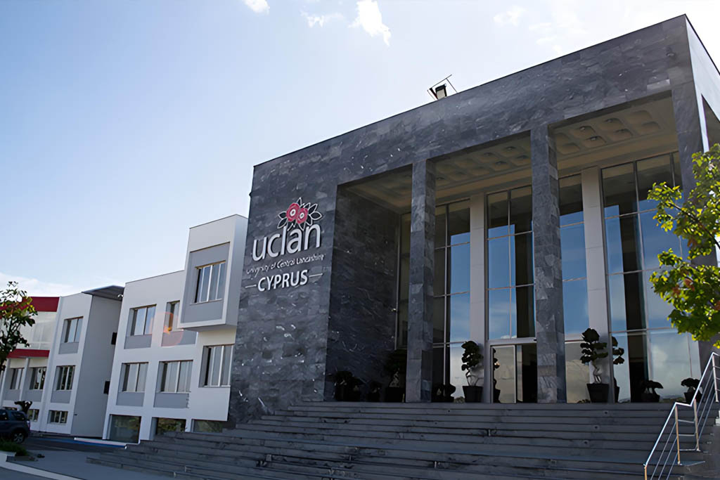 英國中央蘭開夏大学工商管理碩士